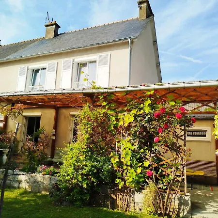 House Between Cancale And Mont Saint-michel *